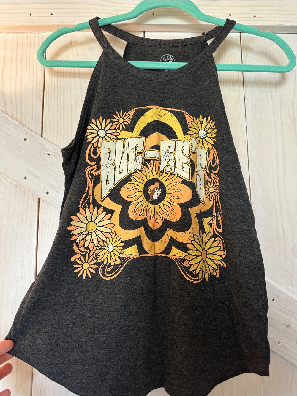 Buc-ee’s Charcoal Graphic Tank with Yellow Floral Sun Design size small